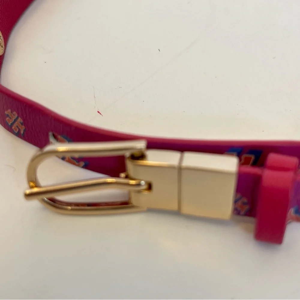 Tory Burch- Crazy Logo Pink Double Wrap Leather Buckle Bracelet